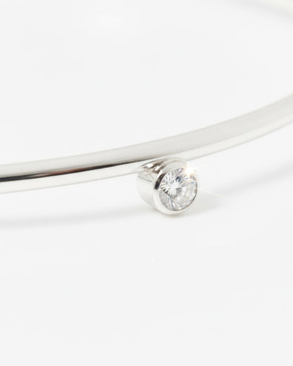 01 Cuff with stone