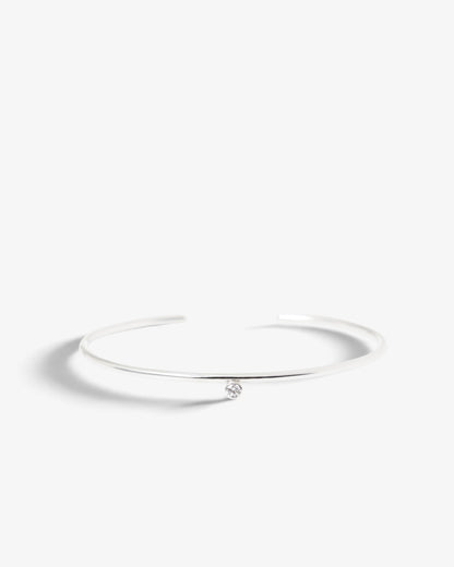 01 Cuff with stone